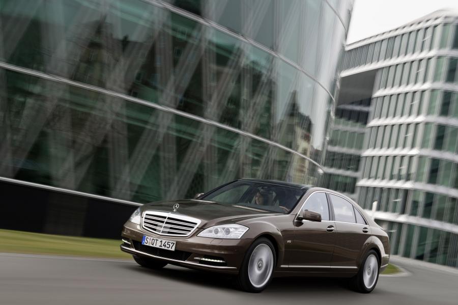  Mercedes-Benz S-Class 2010 года  (фото 19 из 27)